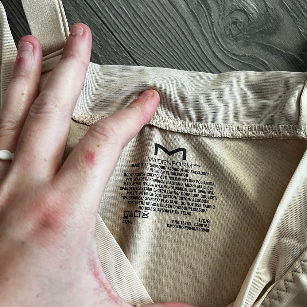 Shapewear bundle - Picture 2 of 3